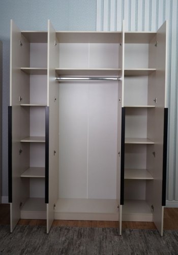 Шкаф 1600 мм Пальма с антресолью, Сатин (ДСВ) в Югорске - yugorsk.mebel-e96.ru