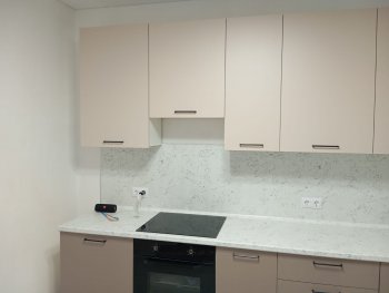 Кухонный гарнитур высокий Латте 3000 мм, Стол. 38 мм в Югорске - yugorsk.mebel-e96.ru